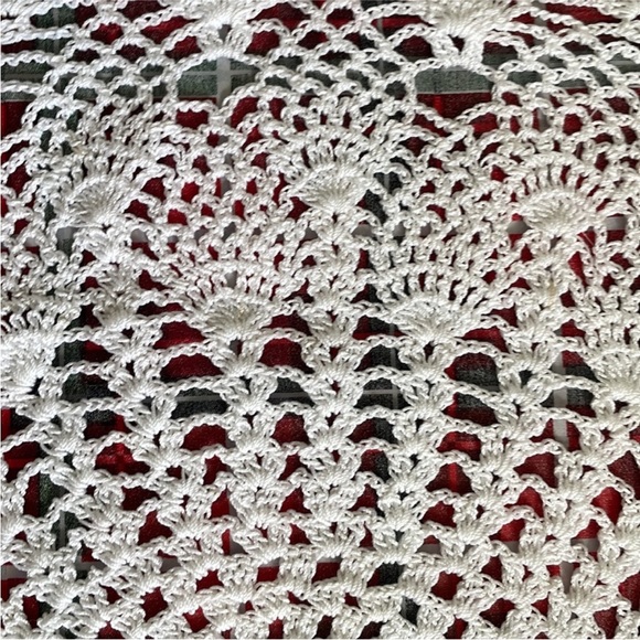 Hand made crocheting placemats neutral white pattern needle work doilies 2 sets - Picture 6 of 6